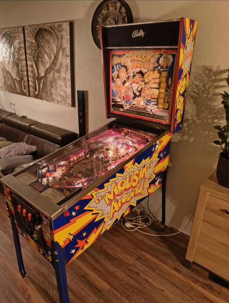 Bally Mousin' Around Pinball Machine