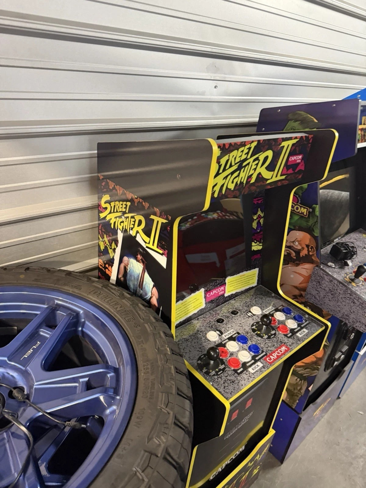 Arcade1Up Cap Com Street Fighter II Stand-Up Cabinet Arcade Machine