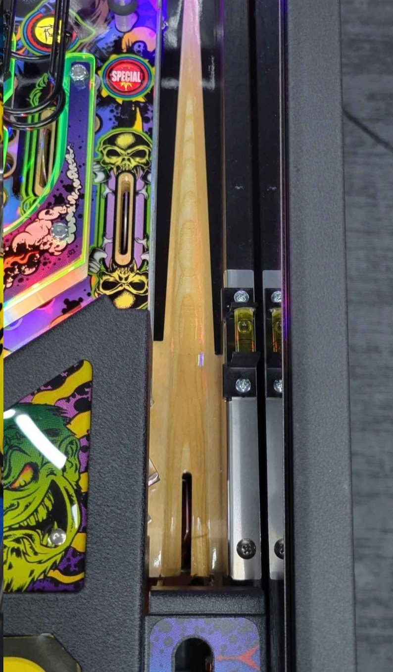 Metal Edition Pinball Machine