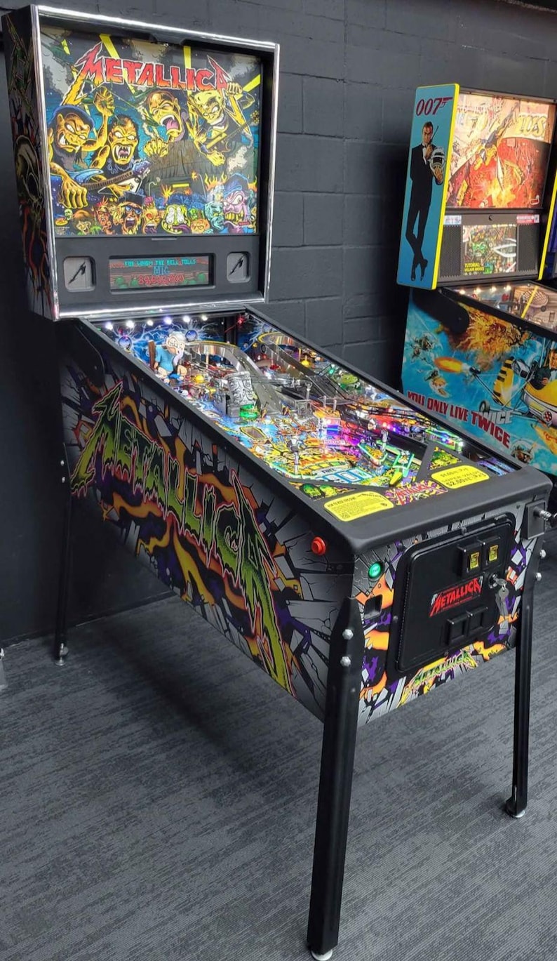 Metal Edition Pinball Machine