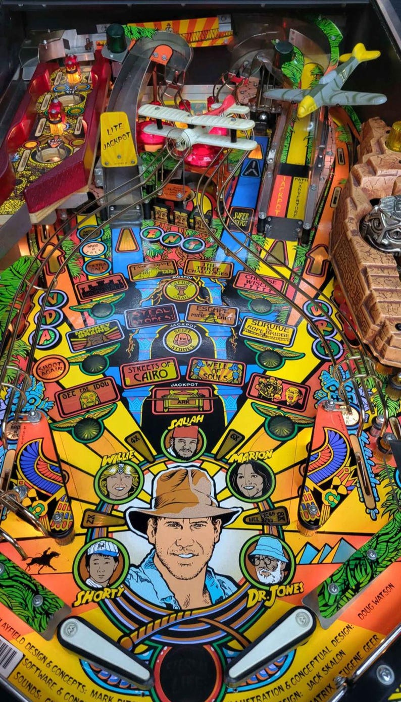 Indiana Jones Edition Pinball Machine
