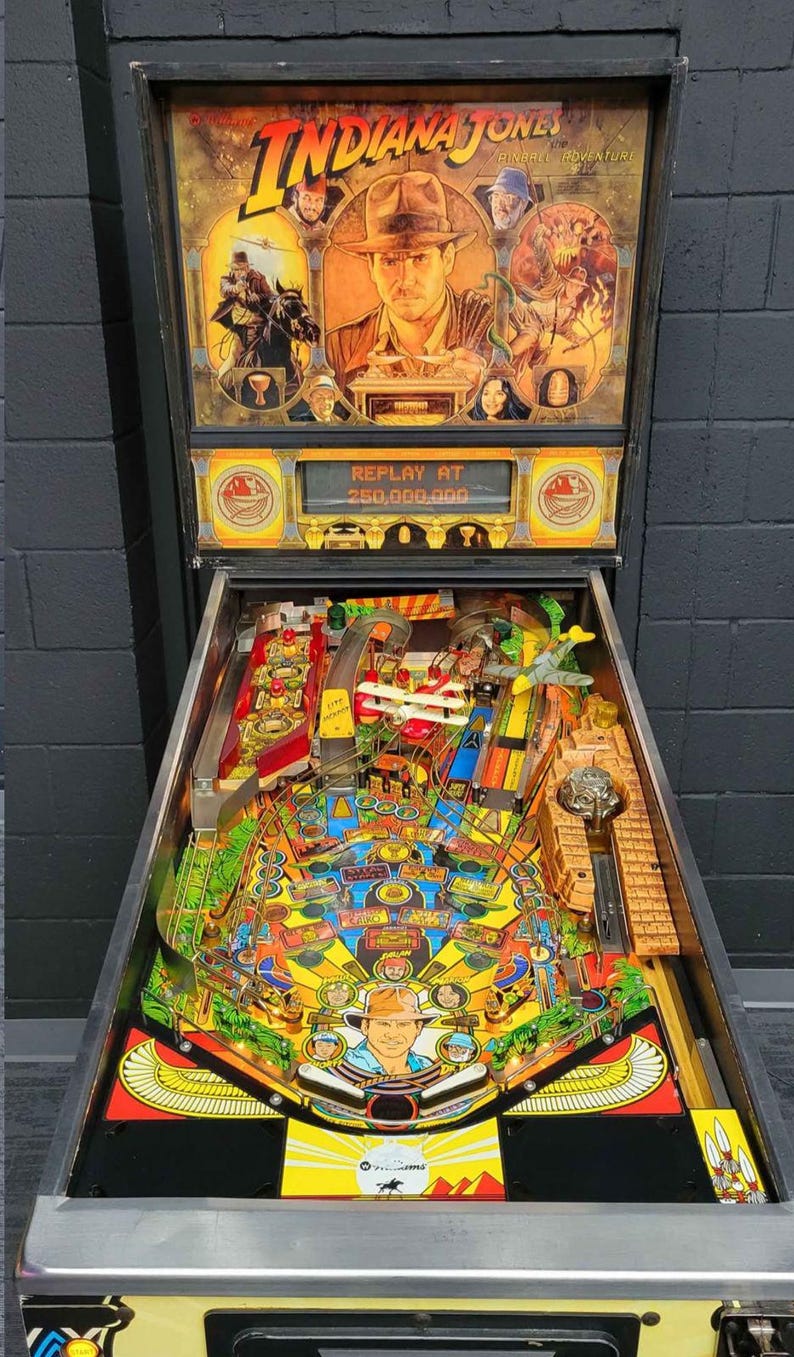 Indiana Jones Edition Pinball Machine