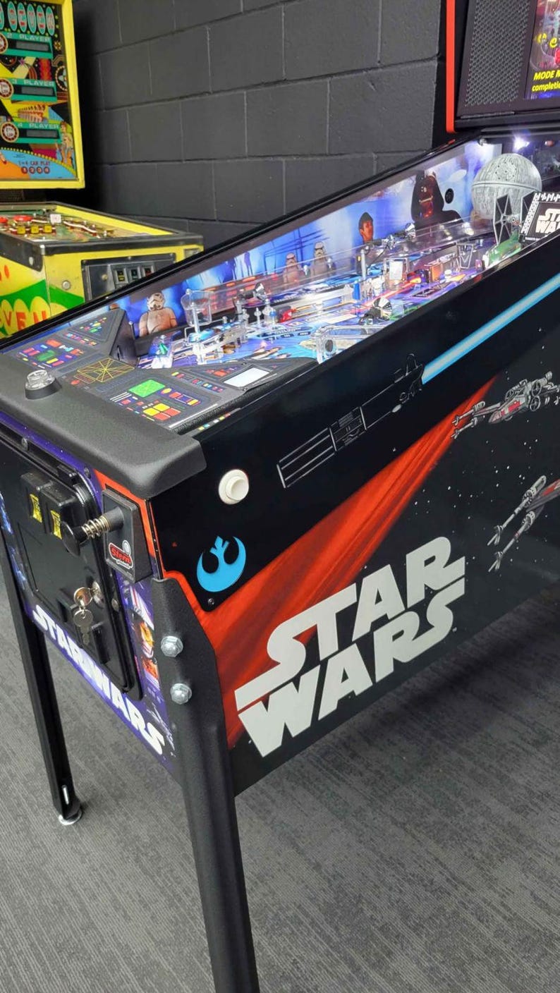 Star Wars Pinball Machine